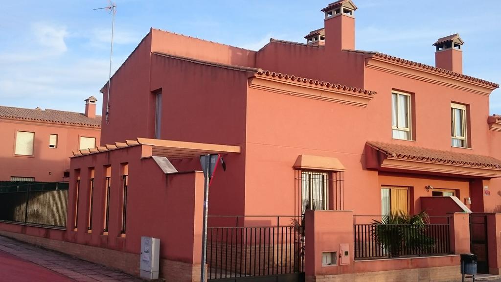Villa Aznalcazar Sanlúcar la Mayor Exteriér fotografie