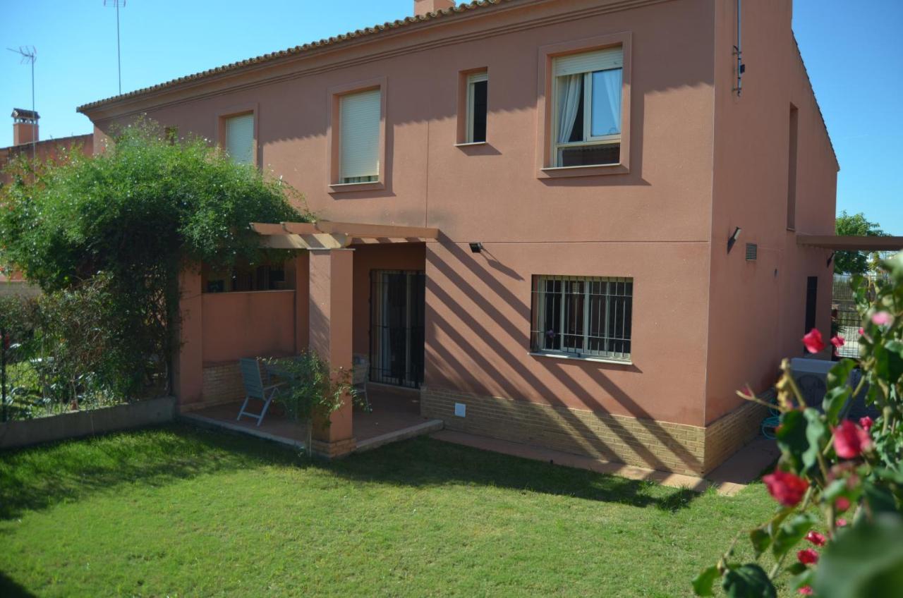Villa Aznalcazar Sanlúcar la Mayor Exteriér fotografie