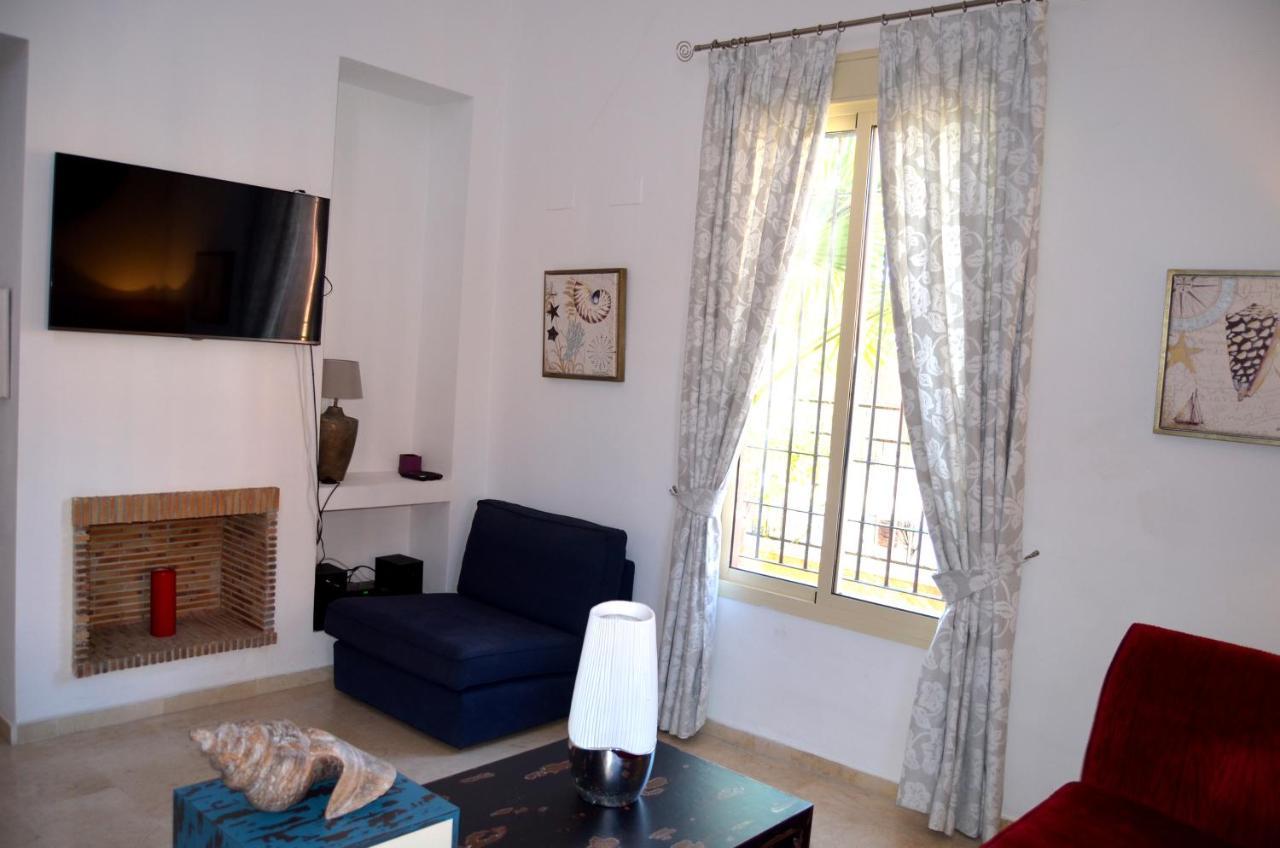 Villa Aznalcazar Sanlúcar la Mayor Exteriér fotografie